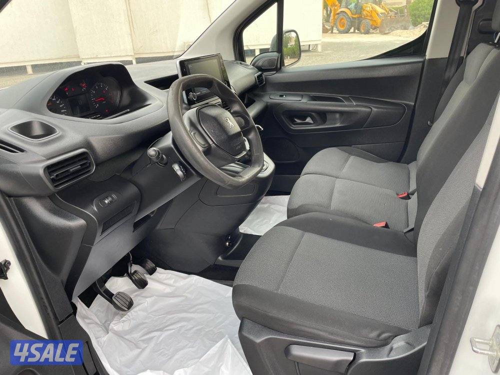 بيجو بارتنر 202310