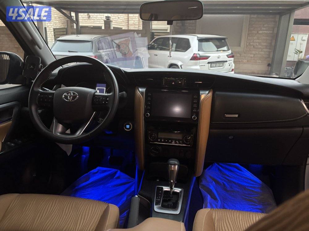 للبيع تويوتا فورتنر موديل ٢٠٢٣ ماشي ٤٧ الف4