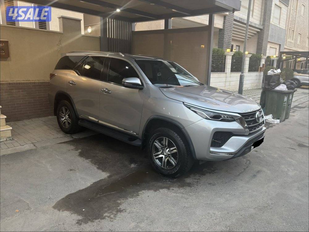 للبيع تويوتا فورتنر موديل ٢٠٢٣ ماشي ٤٧ الف8