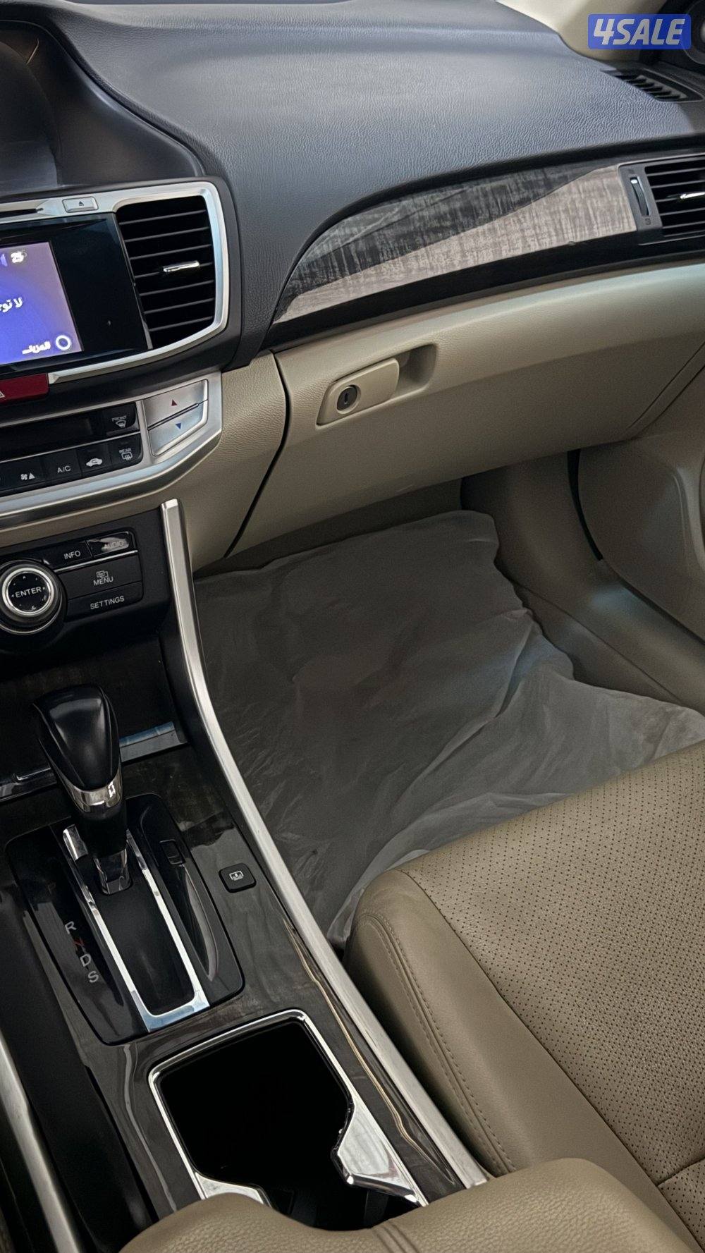 هوندا اكورد ٦ سلندر للبيع2