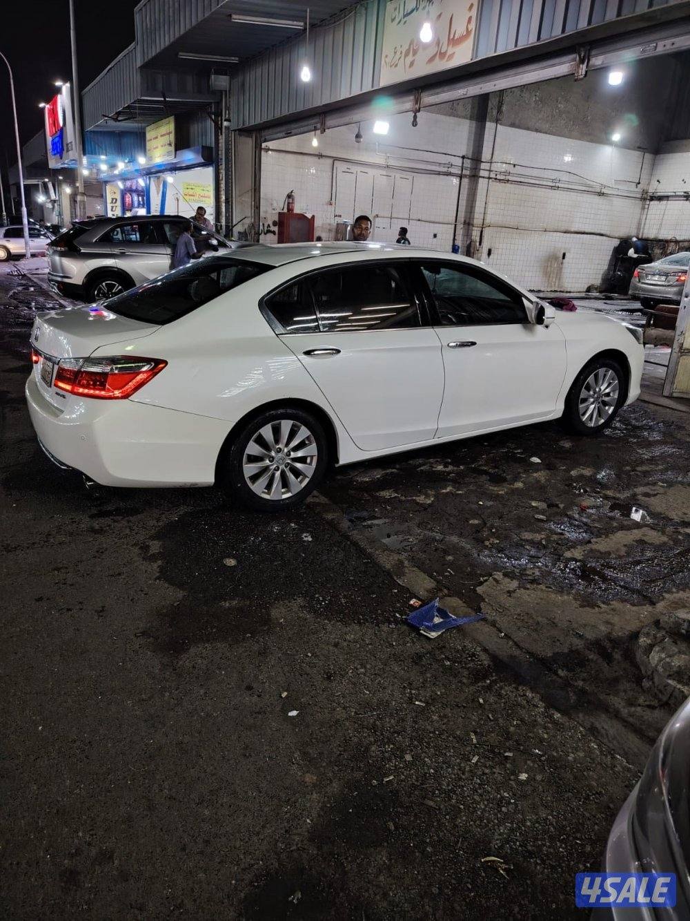 هوندا اكورد ٦ سلندر للبيع4