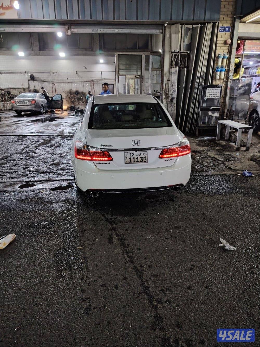 هوندا اكورد ٦ سلندر للبيع5