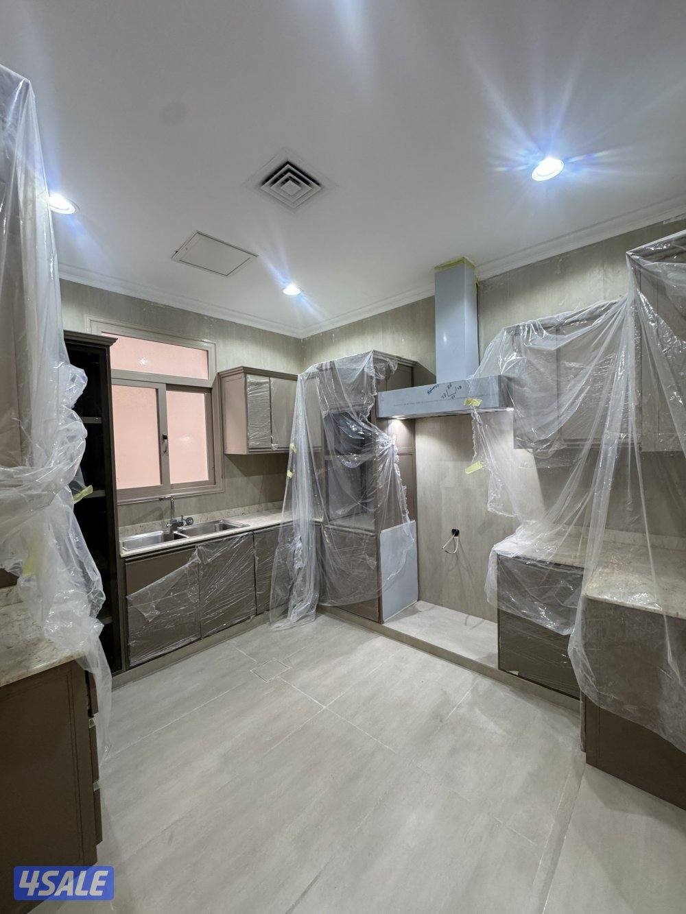 للايجار شقة جديدة لم تسكن أبوحليفة4