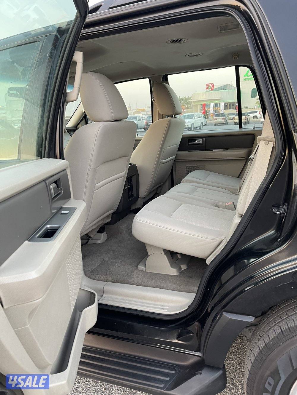 للبيع اكسبدشن ٢٠١١ صبغ الوكاله7