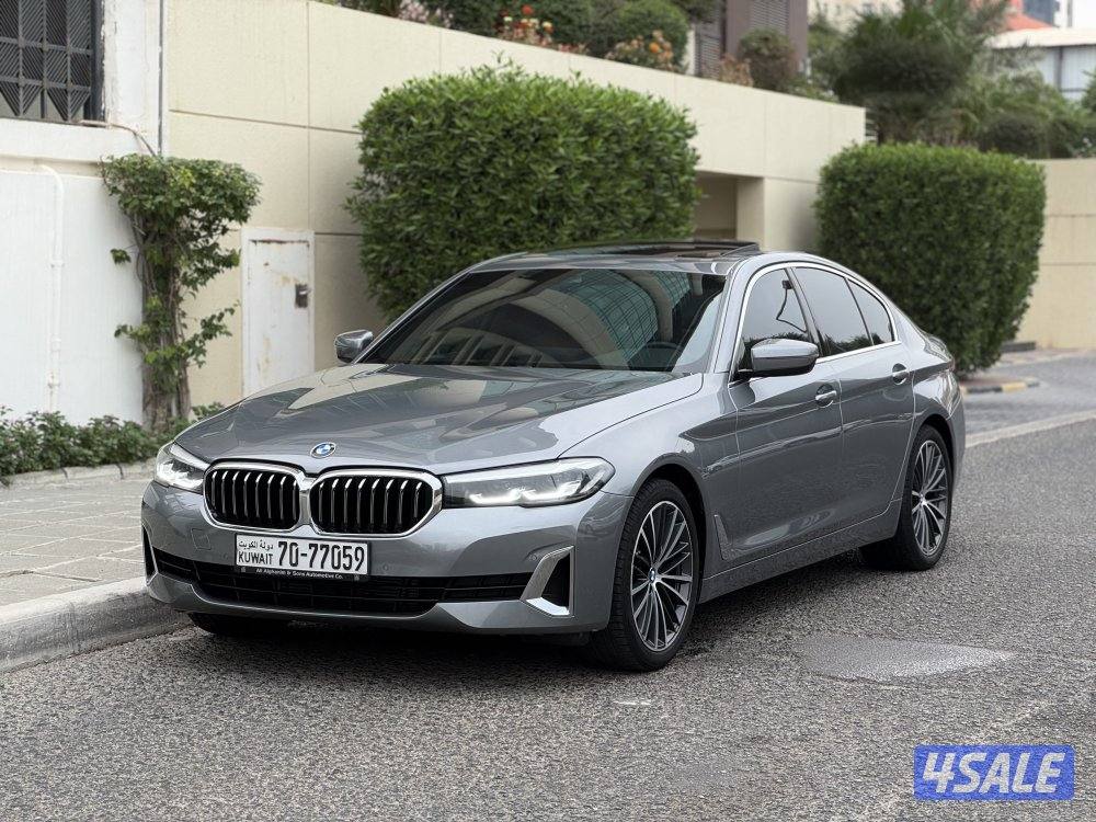 بي ام دبليو 520i لكجري لاين 2023 عداد 86 الدرجة الأولى صبغ كالة الغانم0