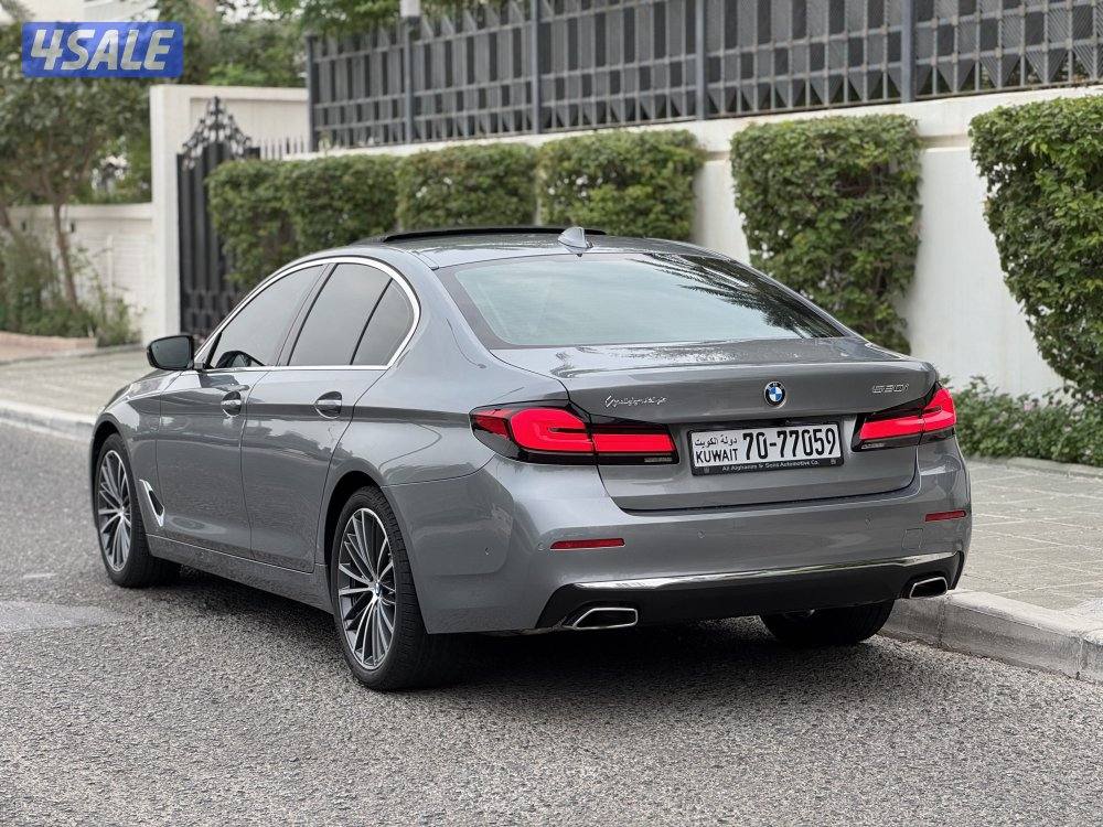 بي ام دبليو 520i لكجري لاين 2023 عداد 86 الدرجة الأولى صبغ كالة الغانم3