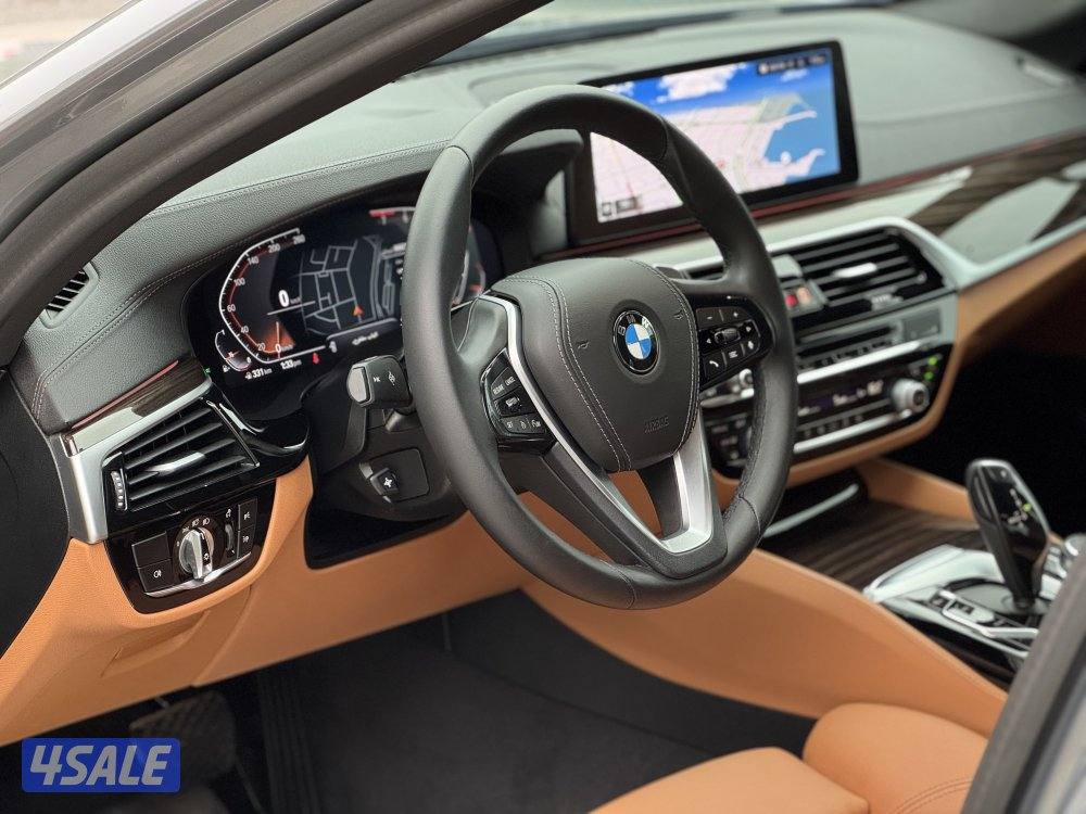 بي ام دبليو 520i لكجري لاين 2023 عداد 86 الدرجة الأولى صبغ كالة الغانم10