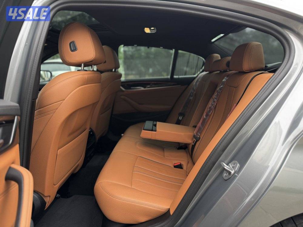 بي ام دبليو 520i لكجري لاين 2023 عداد 86 الدرجة الأولى صبغ كالة الغانم13