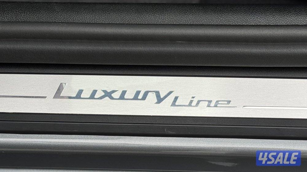 بي ام دبليو 520i لكجري لاين 2023 عداد 86 الدرجة الأولى صبغ كالة الغانم14