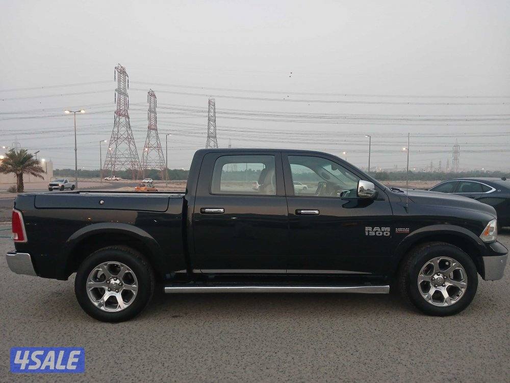 وانيت دودج لارامي موديل 2018 دبل قير4