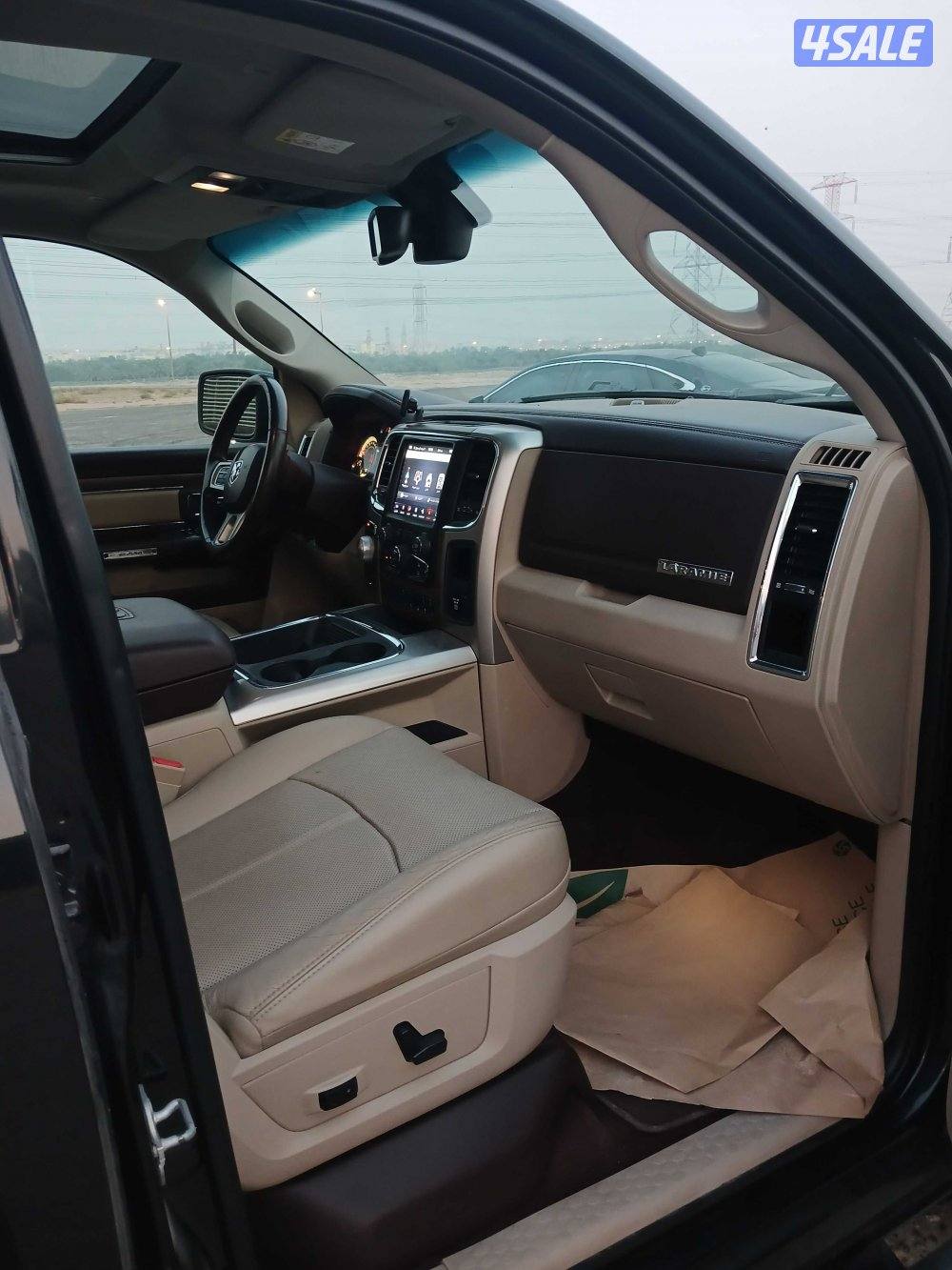 وانيت دودج لارامي موديل 2018 دبل قير11