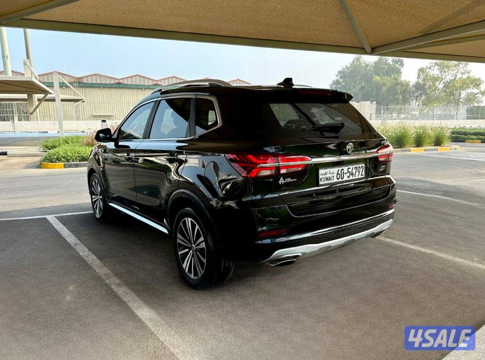 ًMG RX5 - الموديل:2022 - العداد:514