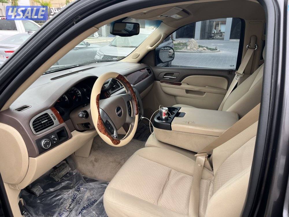 للبيع يركن موديل2011 ماشي2505