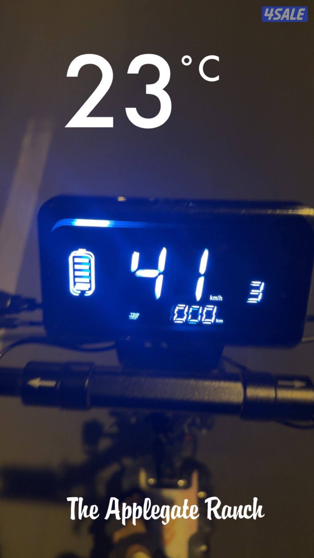 للبيع سكوتر CYGM موديل 2025 كهربائي، نظيف جداً واستخدام خفيف سكوتر عملي5