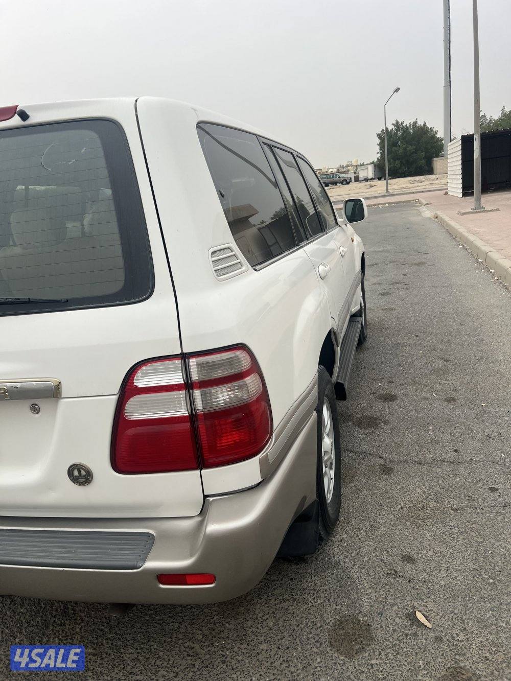 جيب لاندكروزر 8سندر نظيف فحص من دعميه الي دعميه فل كامل كامل1