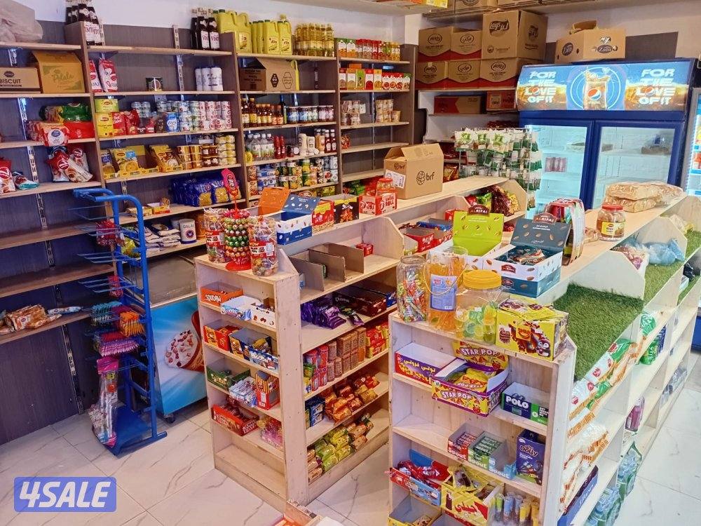 محل للبيع بقالة امام المدرسة مكان مميز1