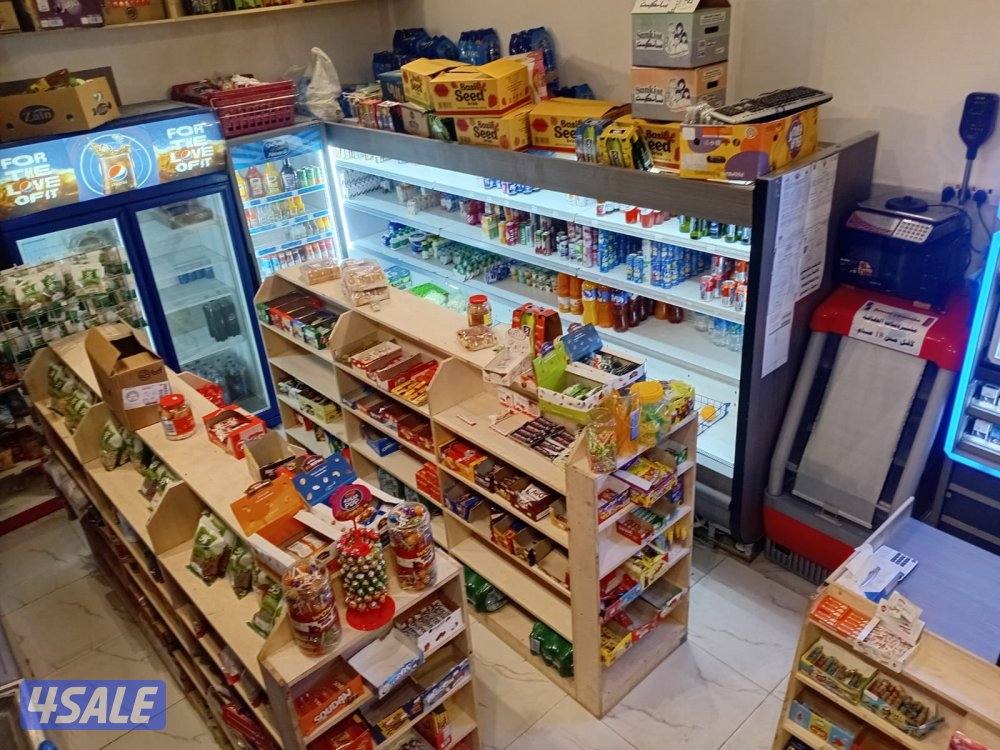 محل للبيع بقالة امام المدرسة مكان مميز2