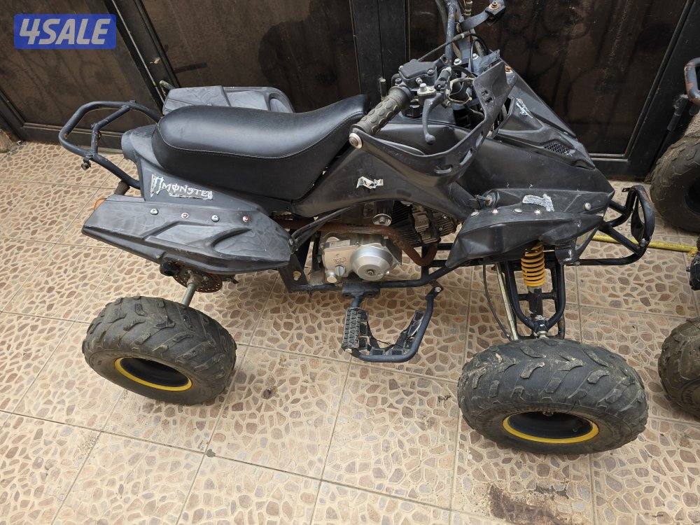 للبيع عدد ٢ بقي صيني شرط النظافة وعربانة1