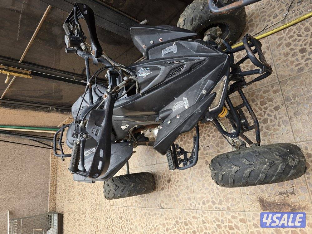 للبيع عدد ٢ بقي صيني شرط النظافة وعربانة3