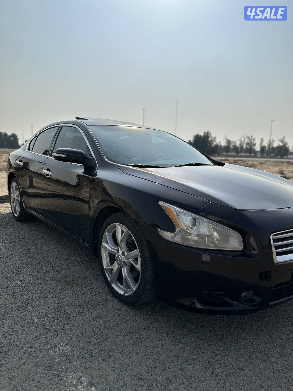 للبيع مكسيما موديل 2014 ماشي ٩٠ الف فقط بحاله وكاله2