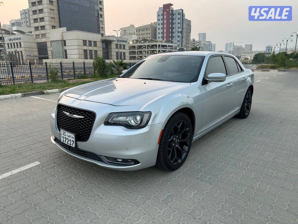 كرايزلر S300 موديل 20212