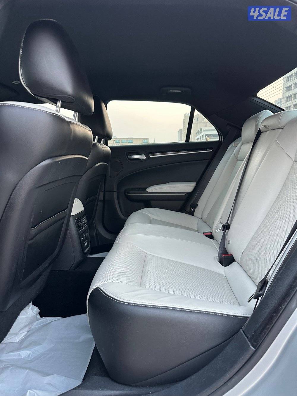 كرايزلر S300 موديل 20217