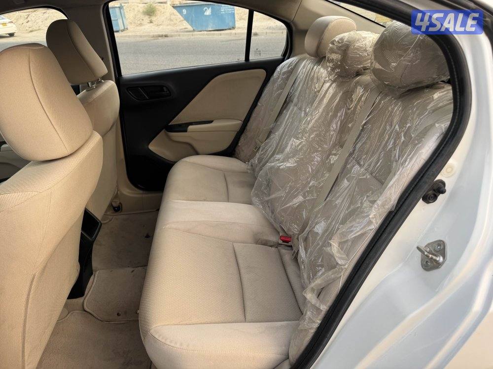 سيتي موديل ٢٠٢٠ بحاله ممتازه عداد ٩٥ الف3