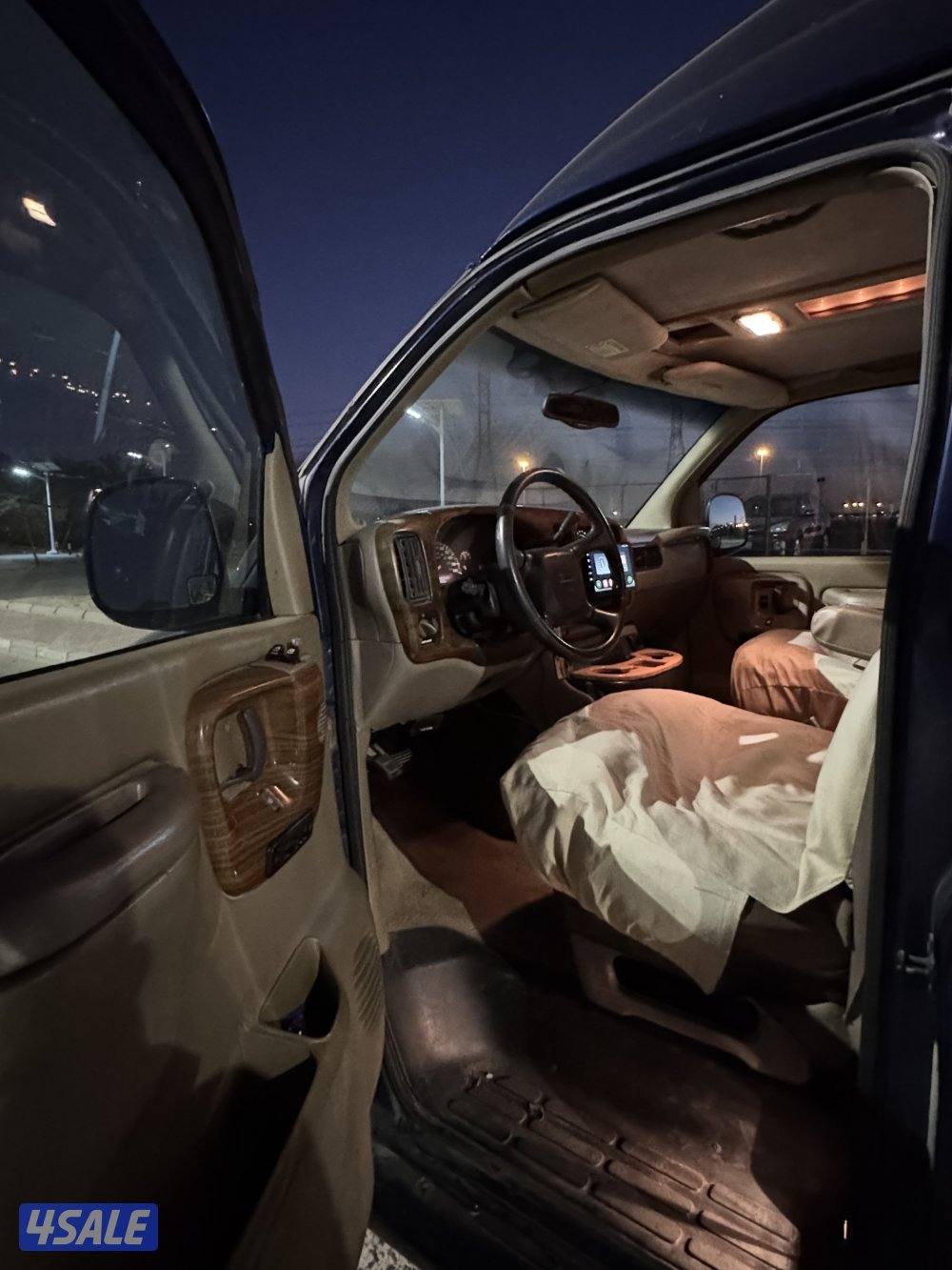 2000 فان سقف عالي5