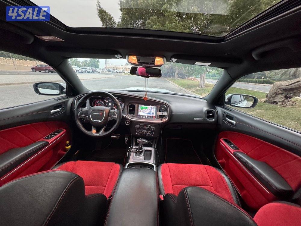 Dodge Charger ScatPack 6.4L4