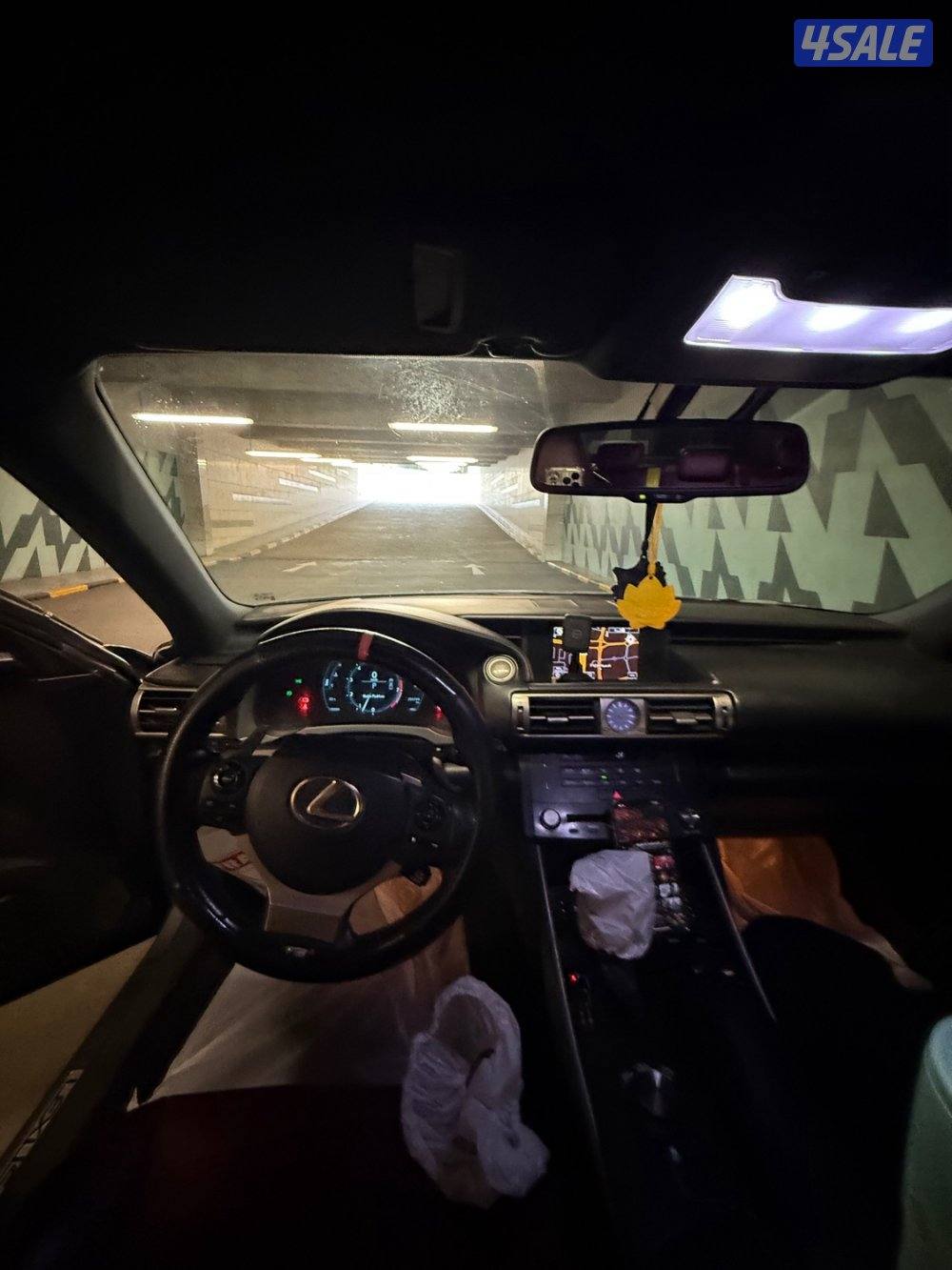 لكزسIS350 F-SPORT11