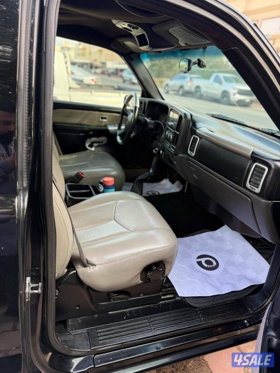 للبيع وانيت سلفرادو مخصر3