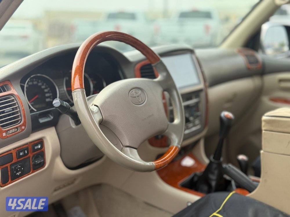 لاندكروزر قيرعادي 20074