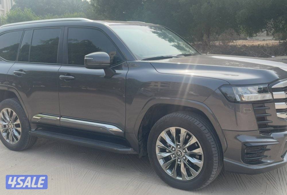 لاند كروزر GXR AREO S2