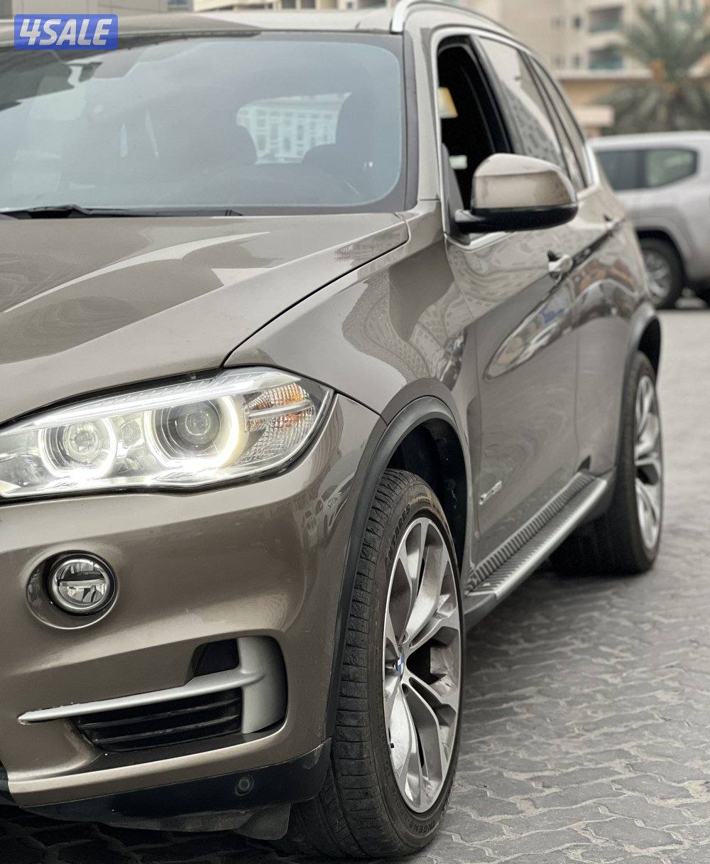 للبيع بي ام دبليو بحالة ممتازة3