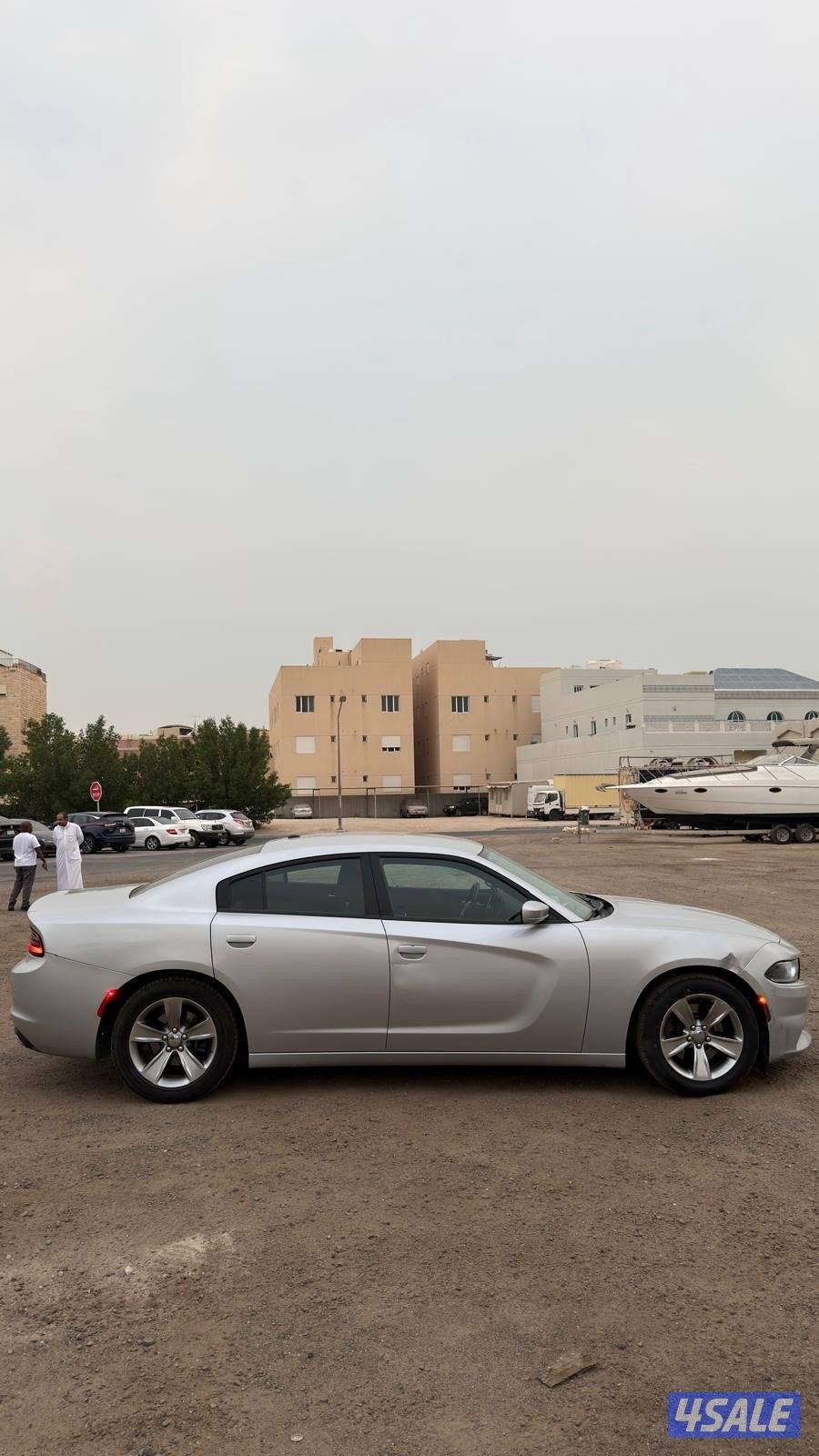 للبيع تشارجر ٢٠٢٠ ماشي ١١٥ الف8