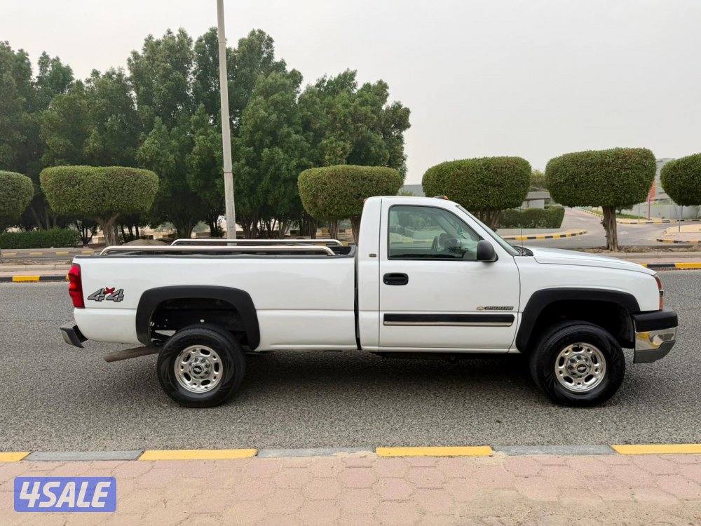 للبيع سلفرادو ٢٠٠٣ hd دبل قير3