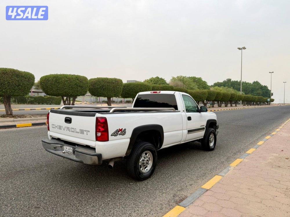 للبيع سلفرادو ٢٠٠٣ hd دبل قير5