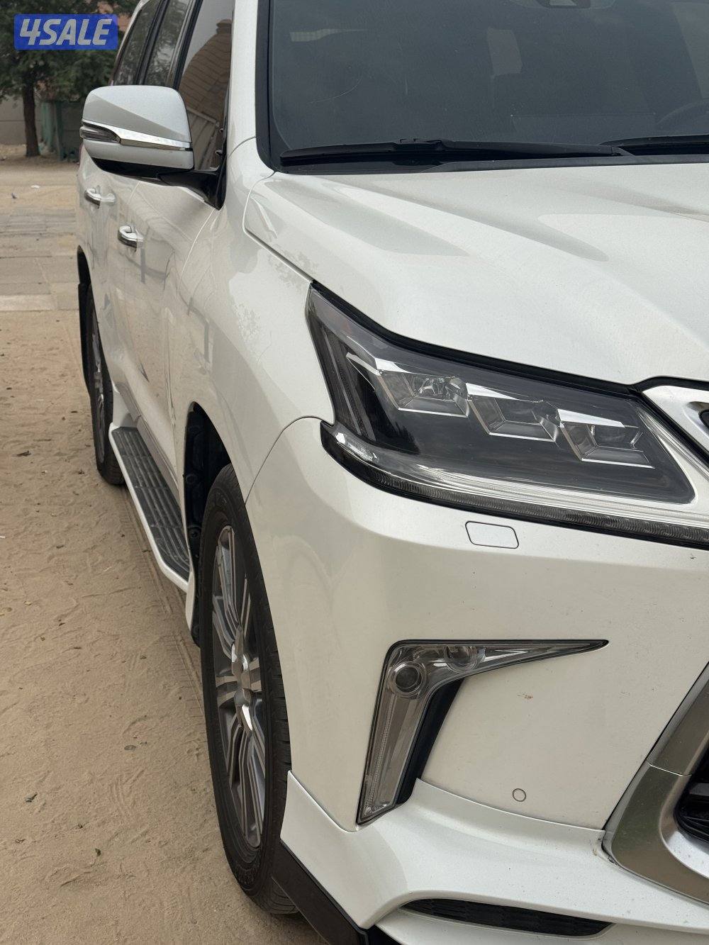 للبيع جيب لكزس صبغ وكالة1