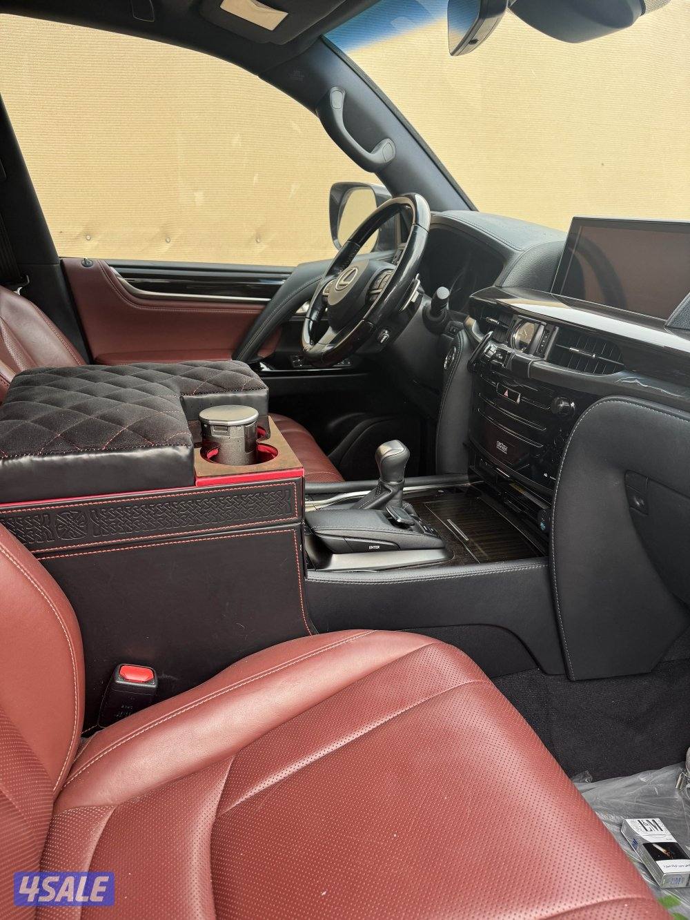 للبيع جيب لكزس صبغ وكالة3