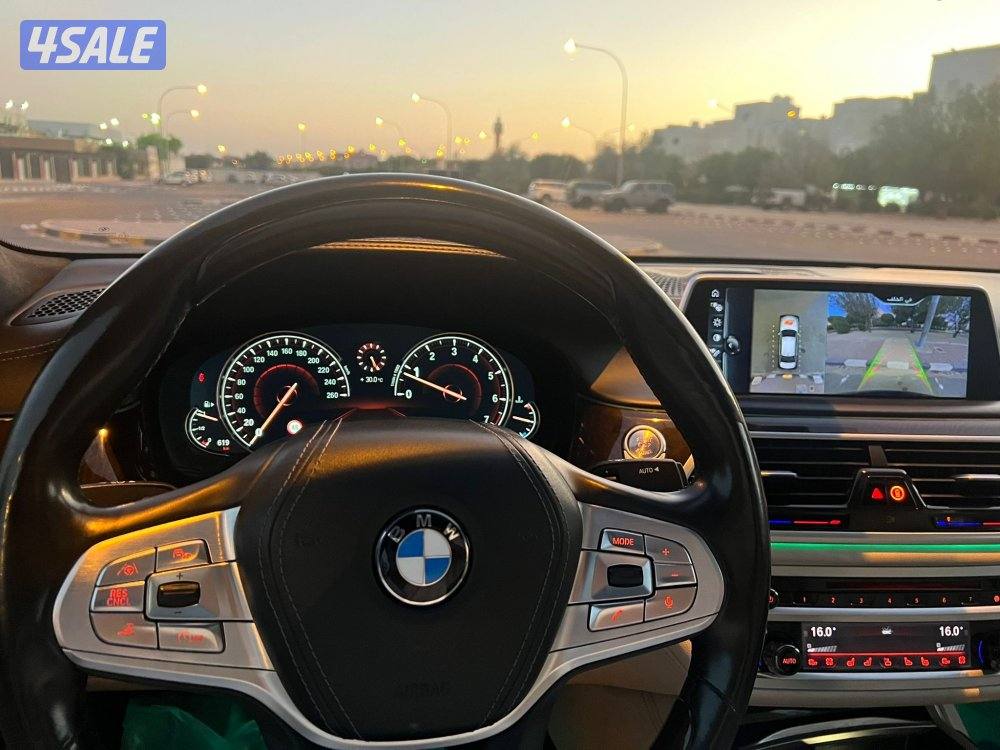للبيع BMW-Li -7503
