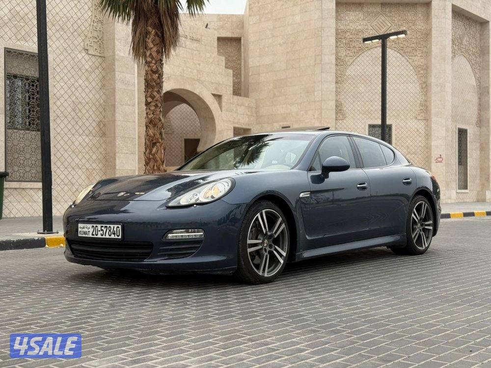 للبيع بورش بانوميرا0