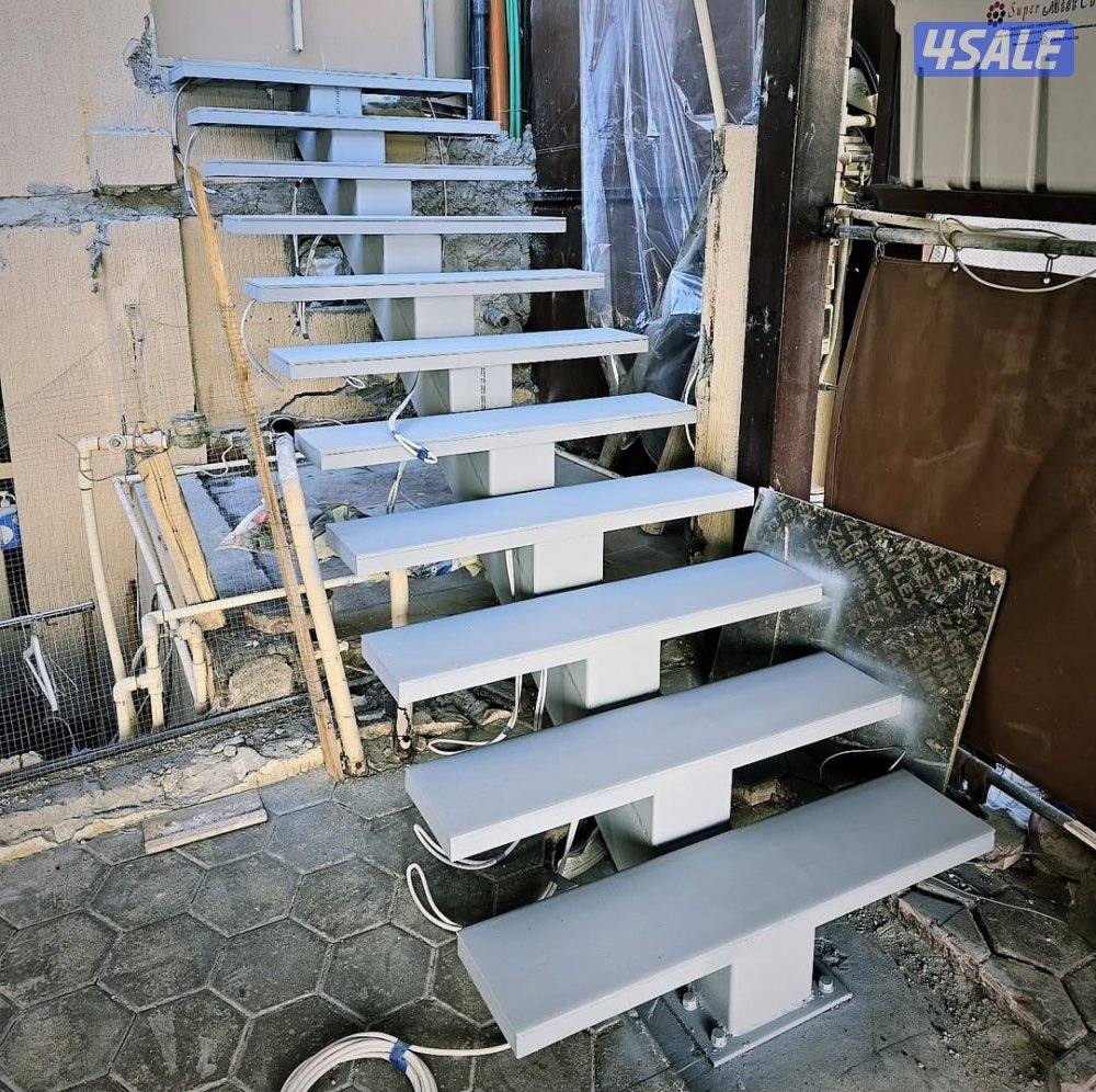 حداد مظلات وابواب وشبرات ومخازن وسلالم وكل ما يخص اعمال5