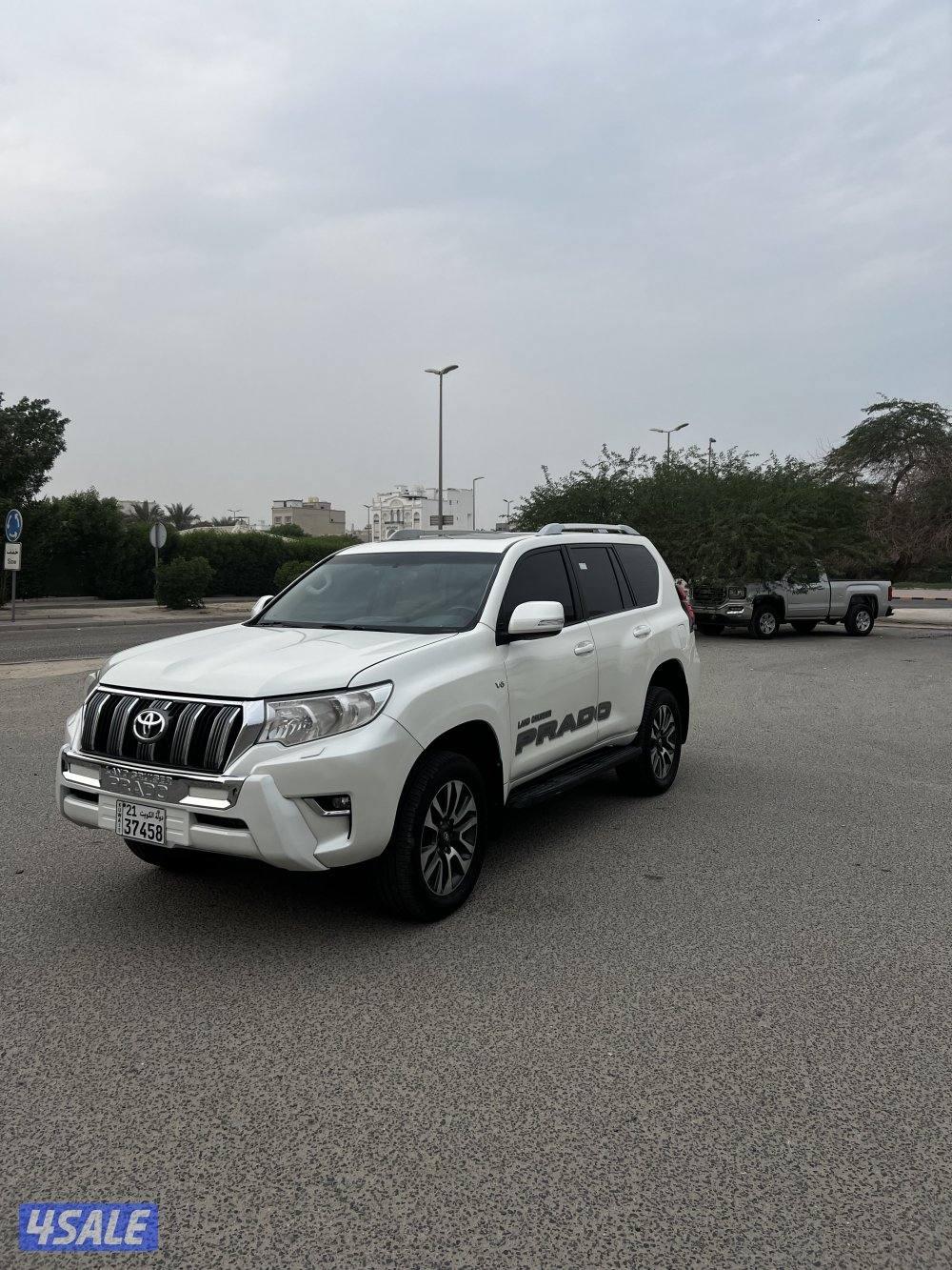 بيعه سريعه برادو 2022 ماشي 44الف0