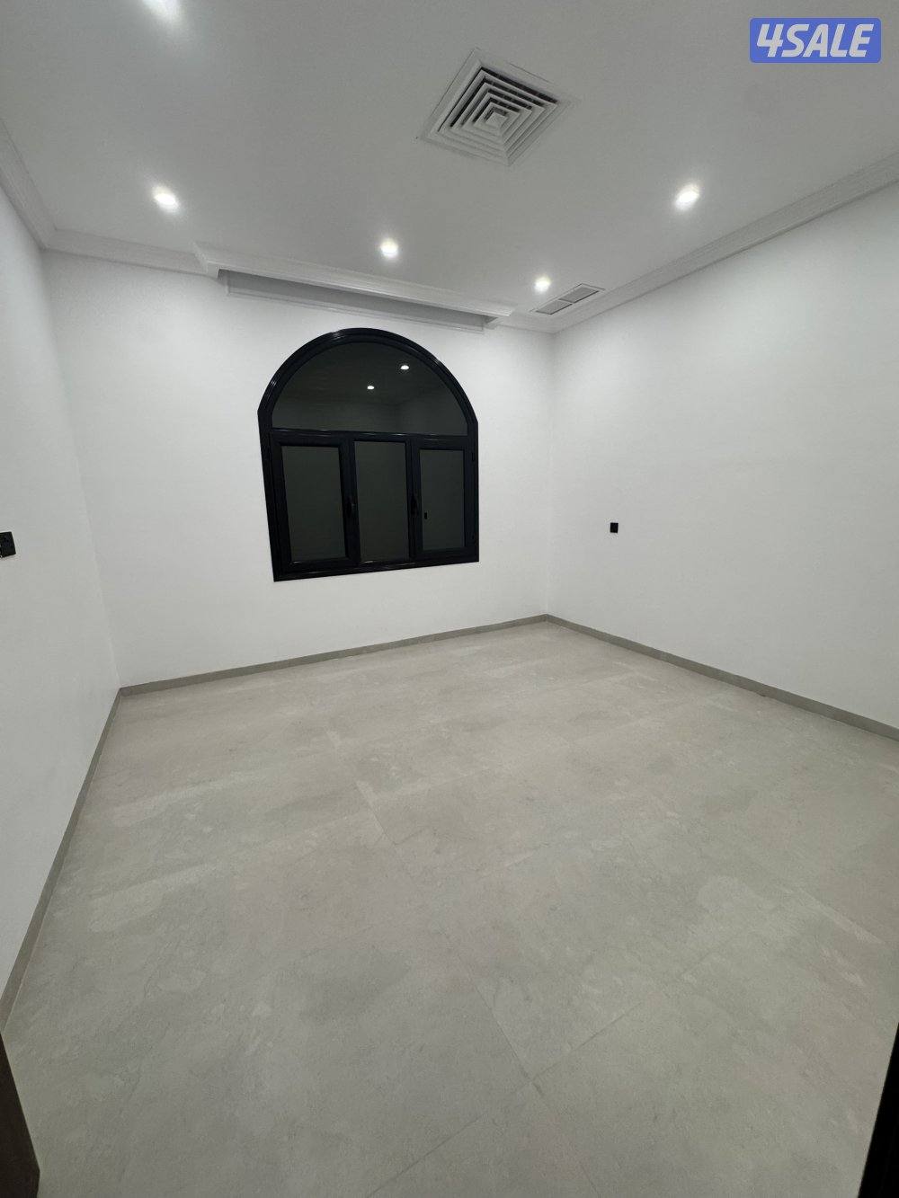 للايجار شقه بالمطلاع n73