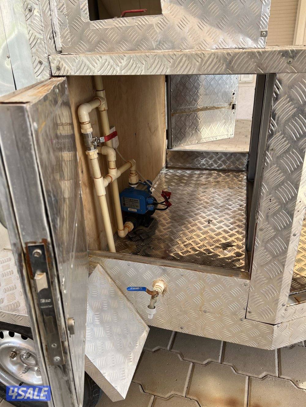 عربانة حمام4