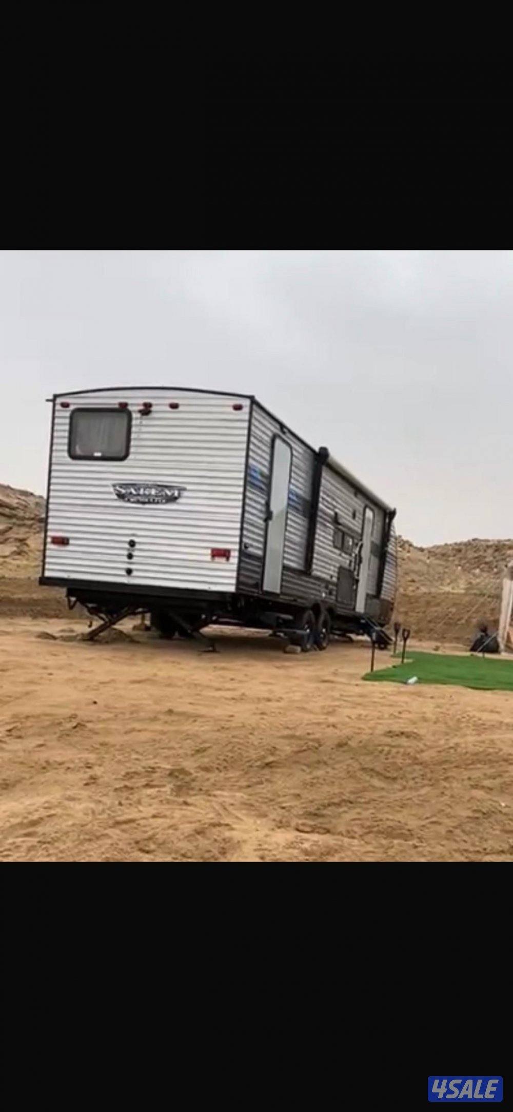 للبيع كرفان امريكي 32 قدم5