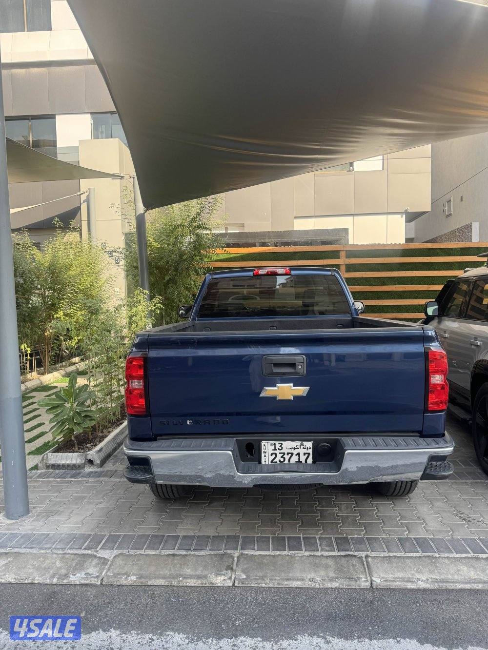 للبيع وانيت سلفرادو الموديل ٢٠١٥ ماشي 373ماعليه مشاكل1