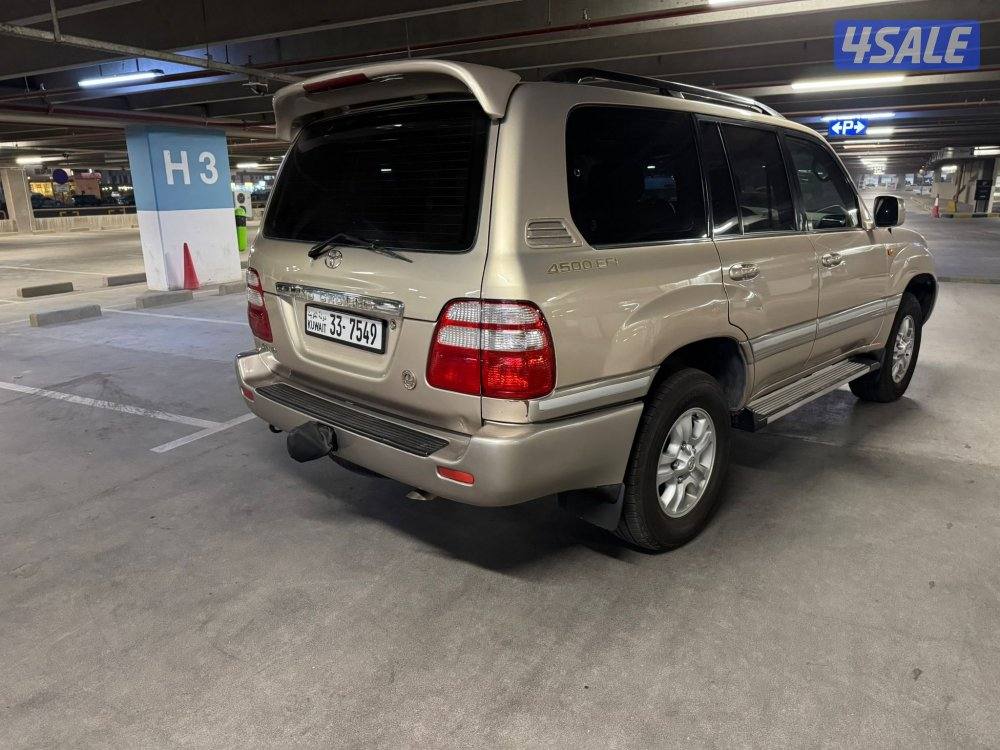 لاندكروزر 2004 بحالة الوكاله4