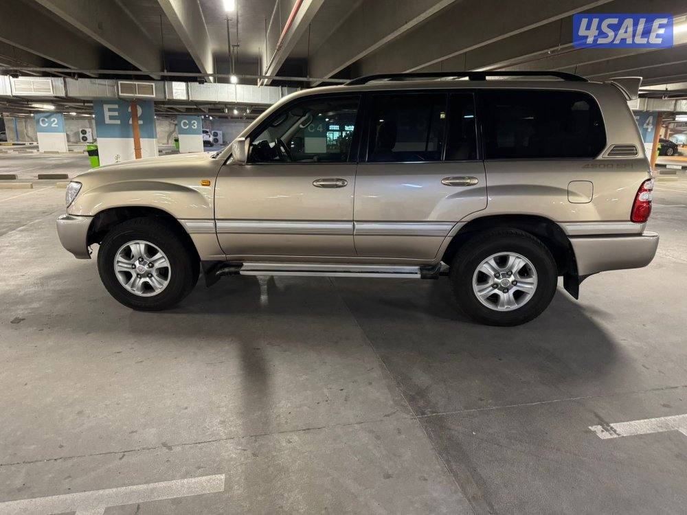 لاندكروزر 2004 بحالة الوكاله7