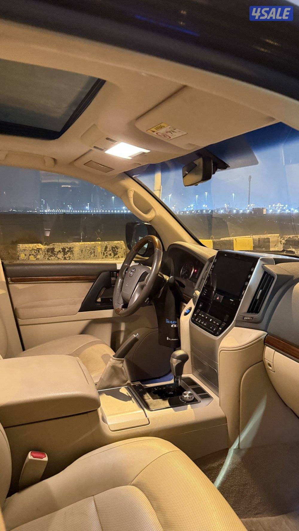 للبيع لاند كروزر V8 GXRصبغ الوكاله شرط الفحص5